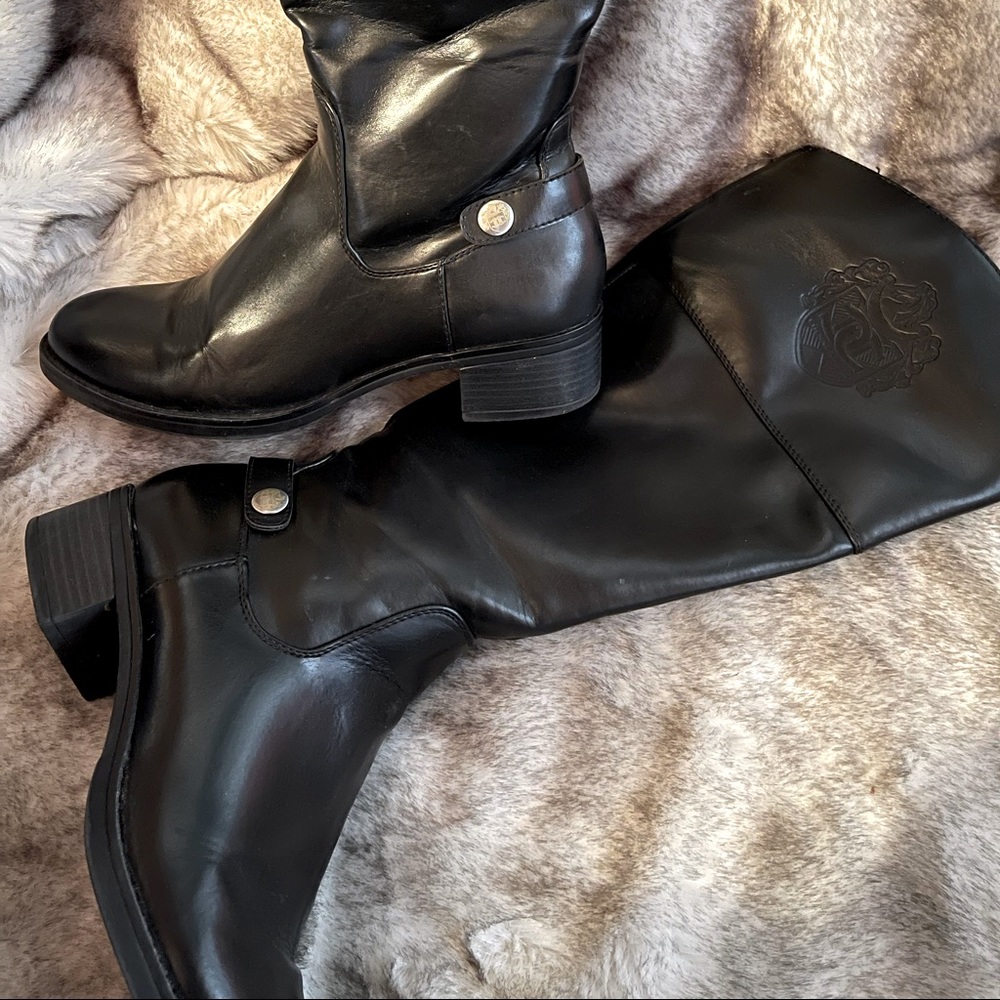 Black boots 8.5